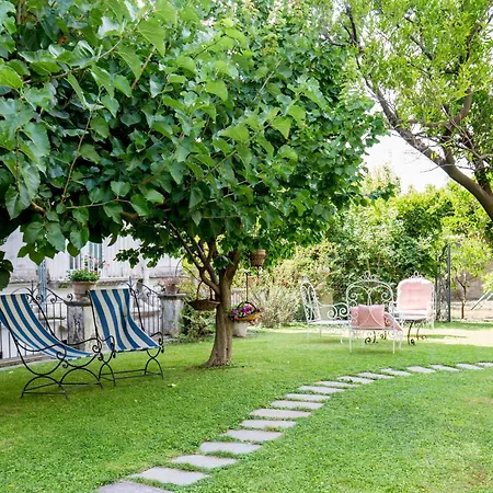Relais Palazzo Cacace 3*
