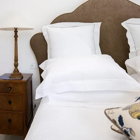 Relais Palazzo Cacace Konukevi 3*